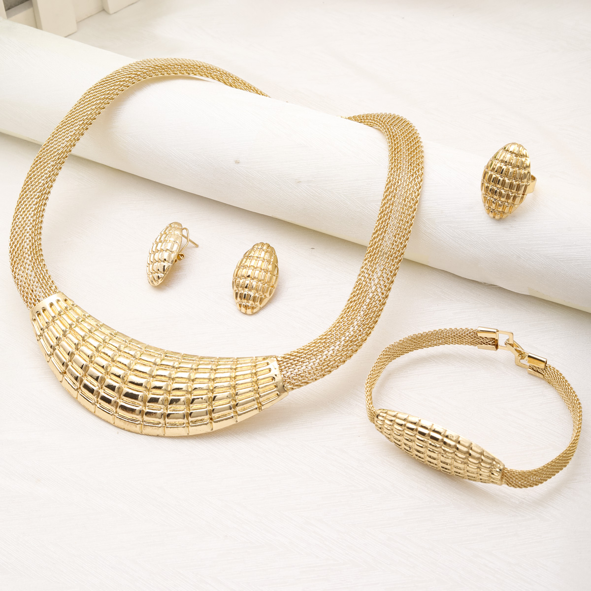 Mode-sieraden Sets voor Vrouwe - Ethnic Fashion Trends 2025 recensie en prijs